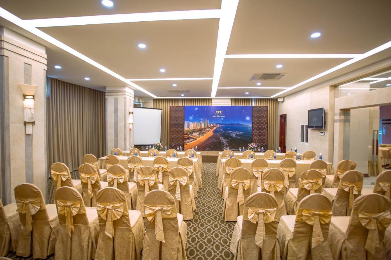 Minh Toan Athena Hotel Дананг Экстерьер фото