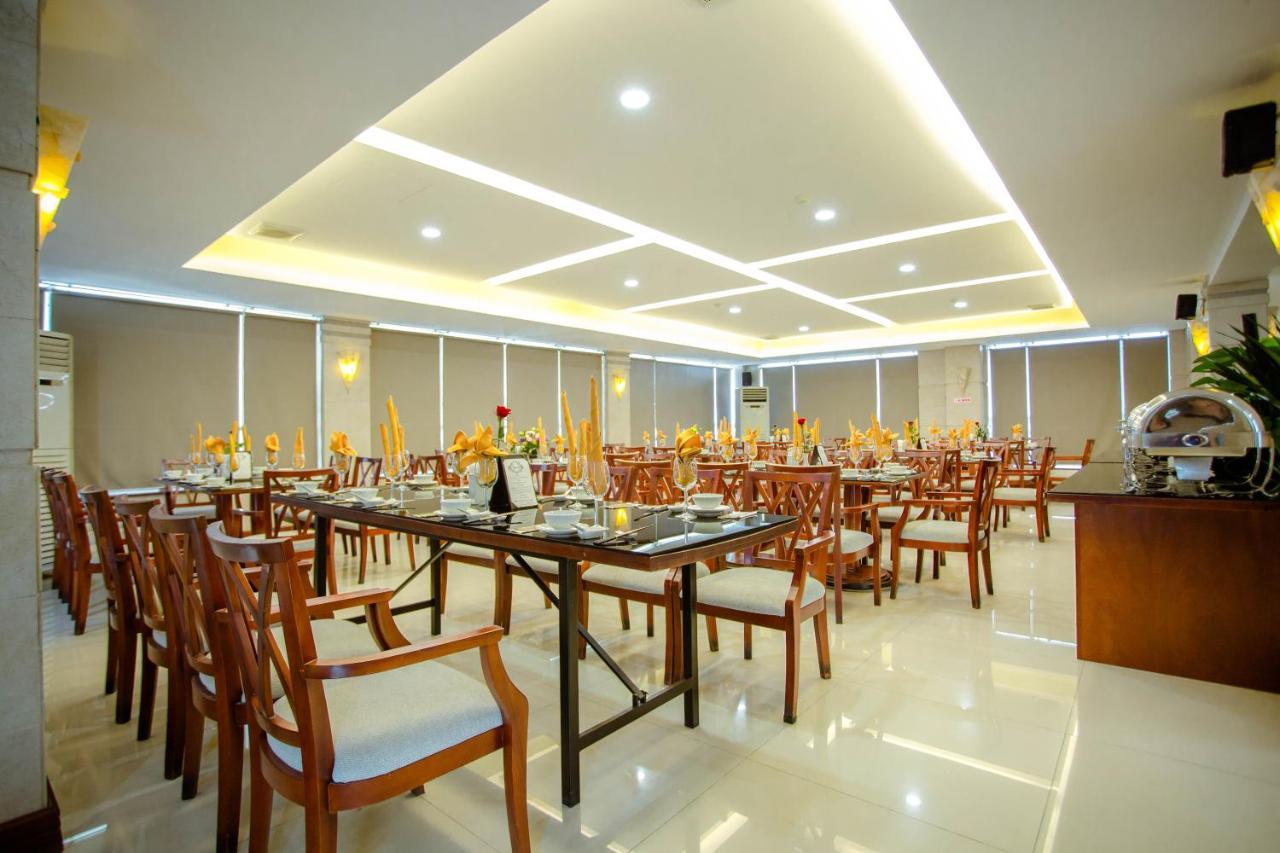 Minh Toan Athena Hotel Дананг Экстерьер фото